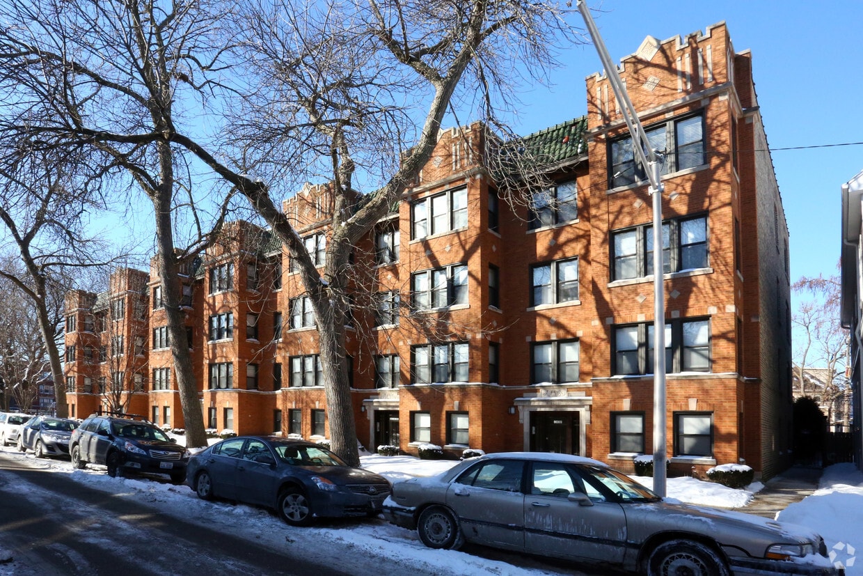 Building Photo - 4812 N Hoyne Ave