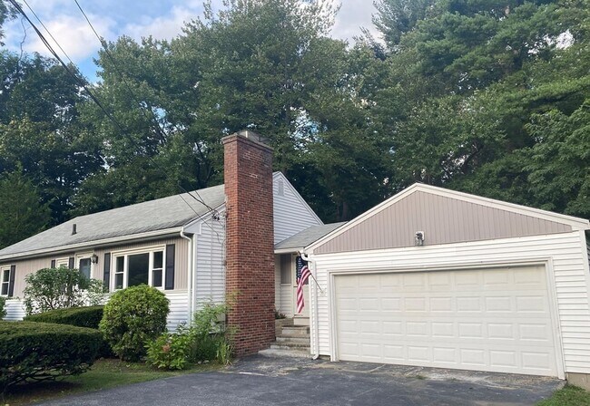 Foto del edificio - 451 Middlesex Ave