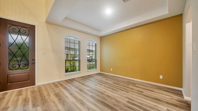 Building Photo - 31527 Westwood Rock Ln