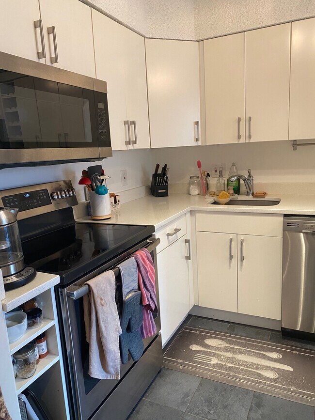 Foto del edificio - 1045 31st St NW