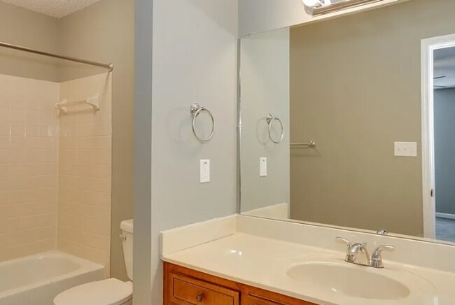 Foto del edificio - 2902 Running Creek Ln