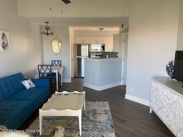 Building Photo - 1801 Island Club Dr