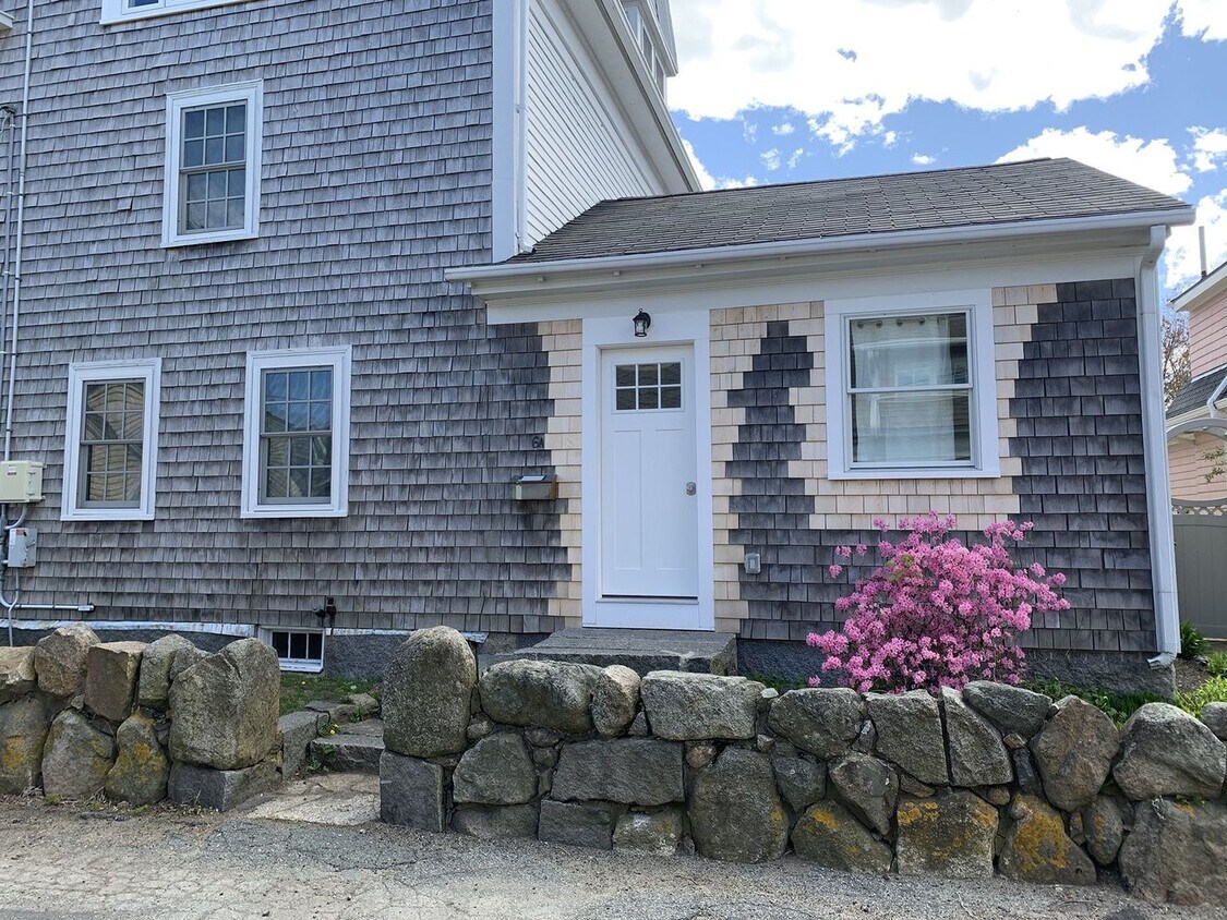 Primary Photo - Winter Rental: Mill Lane