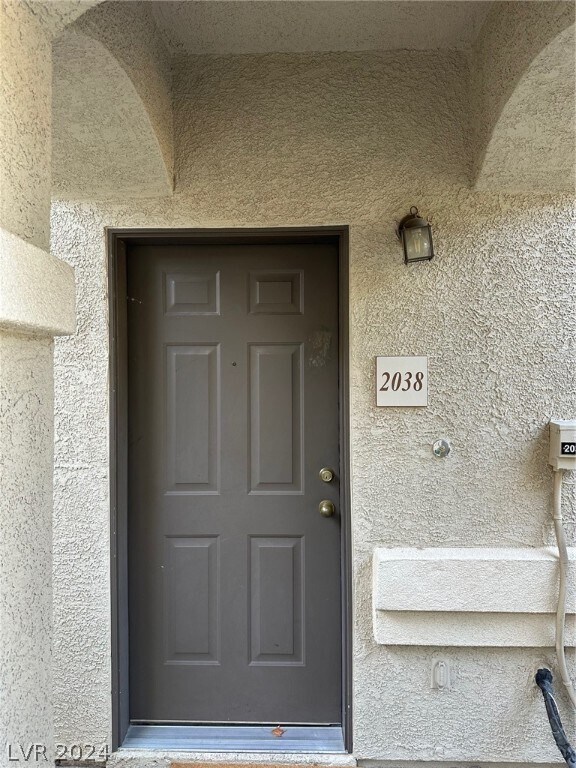 Foto del edificio - 9050 W Warm Springs Rd