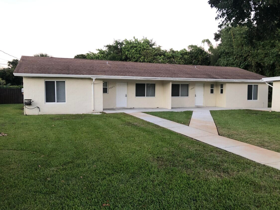 Primary Photo - 4803 Orlando Ave