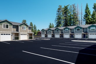 Building Photo - 2711 Niki Ln Building Photo - 2711 Niki Ln