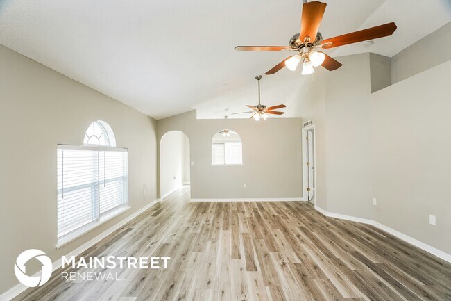 Foto del edificio - 10401 Opus Dr