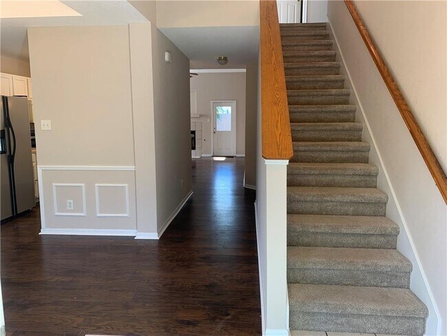 Building Photo - 154 Meadowlark Cir