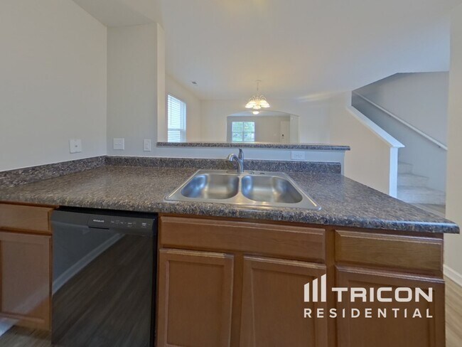 Foto del edificio - 4717 Brewer Dr