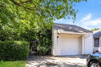 Building Photo - 2277 Sandcastle Way