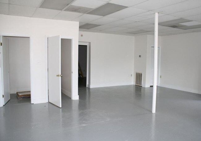 Building Photo - 1757 Savannah Hwy