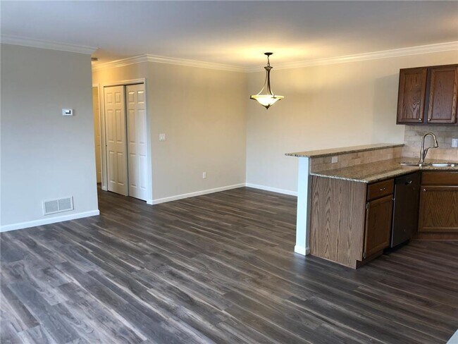 Building Photo - 13597 Zenith Ln