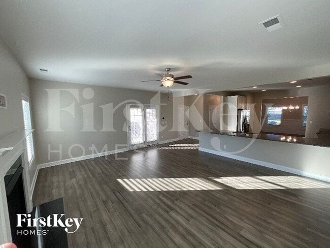 Building Photo - 499 Royal Oak Ln