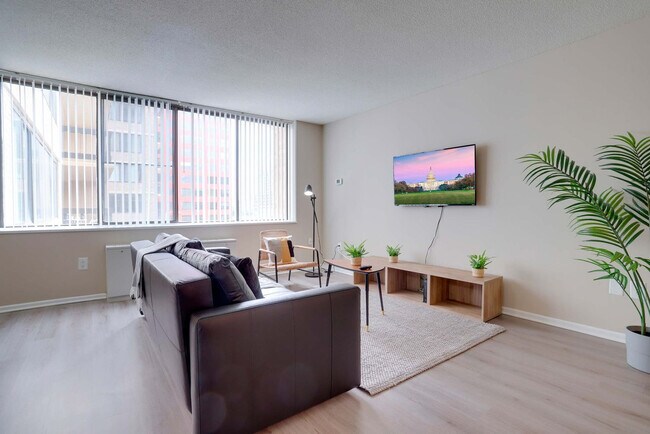Foto del edificio - 1515 Richmond Hwy
