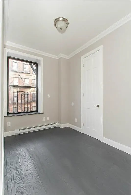 Building Photo - 5 W 103rd St