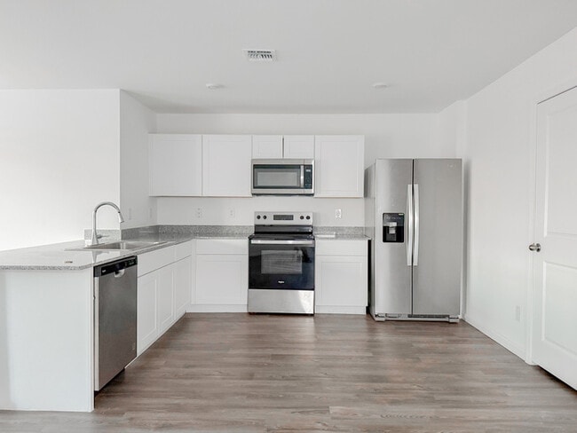 Building Photo - 8693 W Valdez Dr
