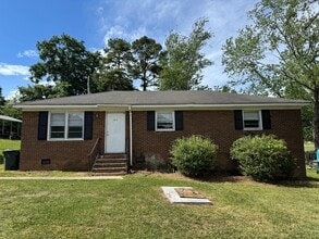 Building Photo - 1813 Ashcraft Ave