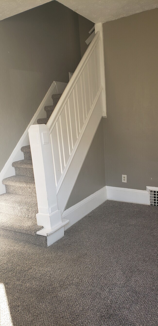 Foto del edificio - 159 Walnut Ter