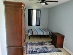 Primary Photo - 1113 E Oak St