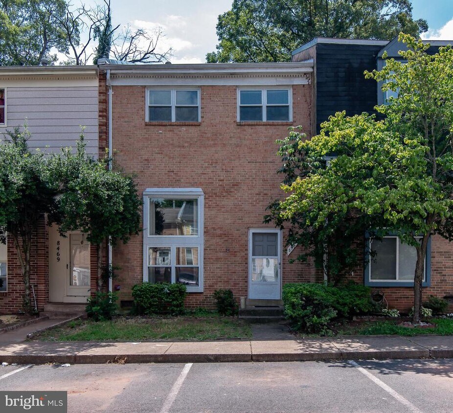 Foto principal - 8467 Ivy Glen Ct