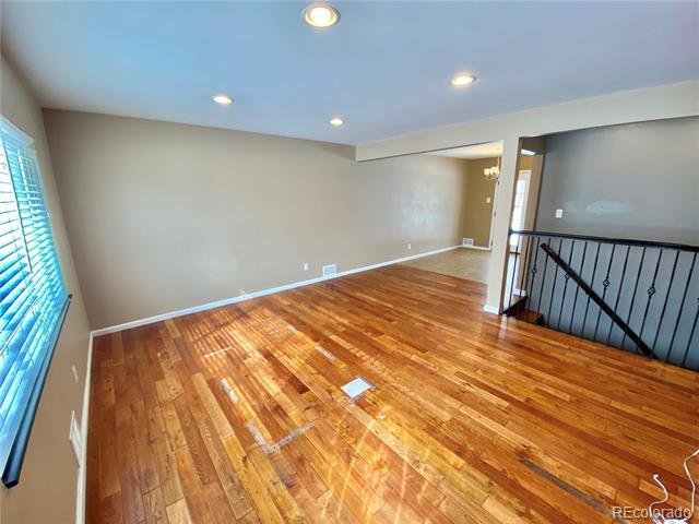 Foto del edificio - 3206 S Stuart St