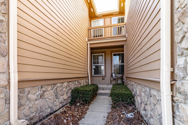 Foto del edificio - 1858 Crenshaw Cir