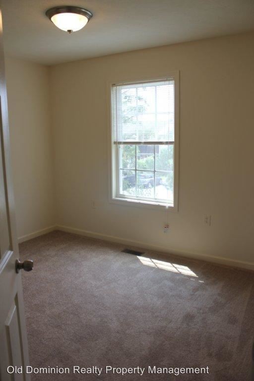 Foto del edificio - 3 br, 2.5 bath House - 1060 Wellington Drive