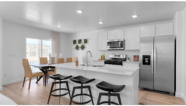 Foto del edificio - 487 N Scuttlebutt Ln