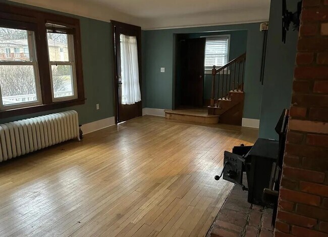 Foto del edificio - 613 E Lincoln Ave