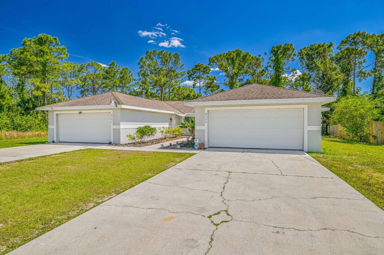 Foto principal - 8791-8793 Buckingham Rd