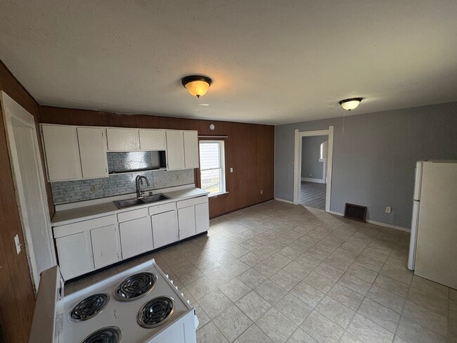 Foto del edificio - 1030 W 17th St