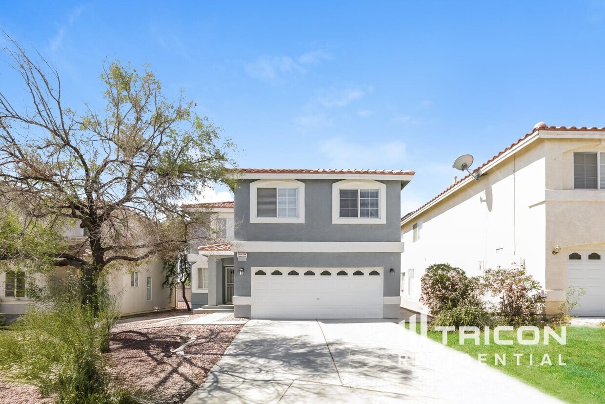 Foto principal - 9759 Ocotillo Falls Ave