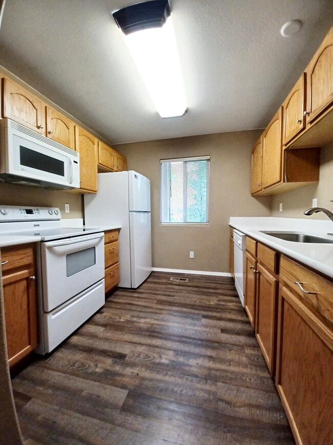 Foto del edificio - 1713 Woodburn St