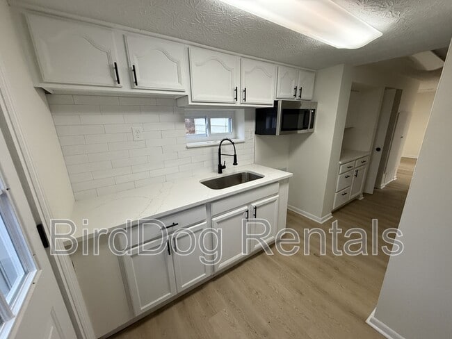 Building Photo - 103 Garden Heights Ave