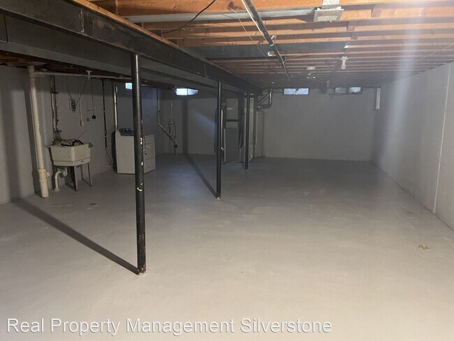 Foto del edificio - 3 br, 1 bath House - 5716 N Walton