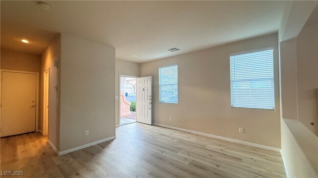 Foto del edificio - 316 Sonoma Valley St