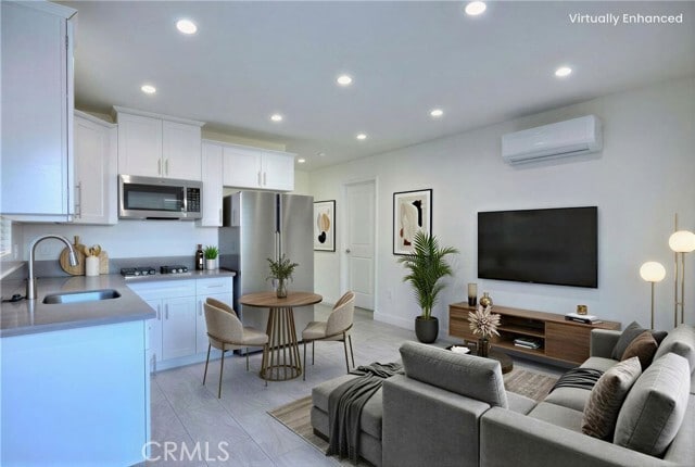 Foto del edificio - 14604 Cohasset St