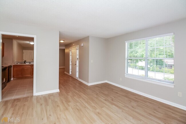 Foto del edificio - 3476 Meadowlane Cir SW