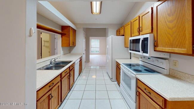 Foto del edificio - 12644 Thicket Ridge Dr