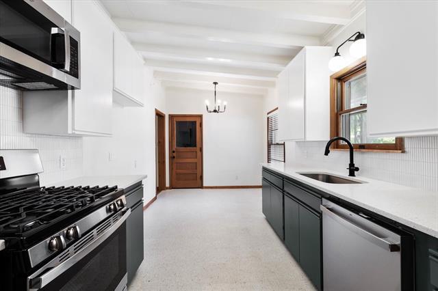 Foto del edificio - 4516 Rutland Ave