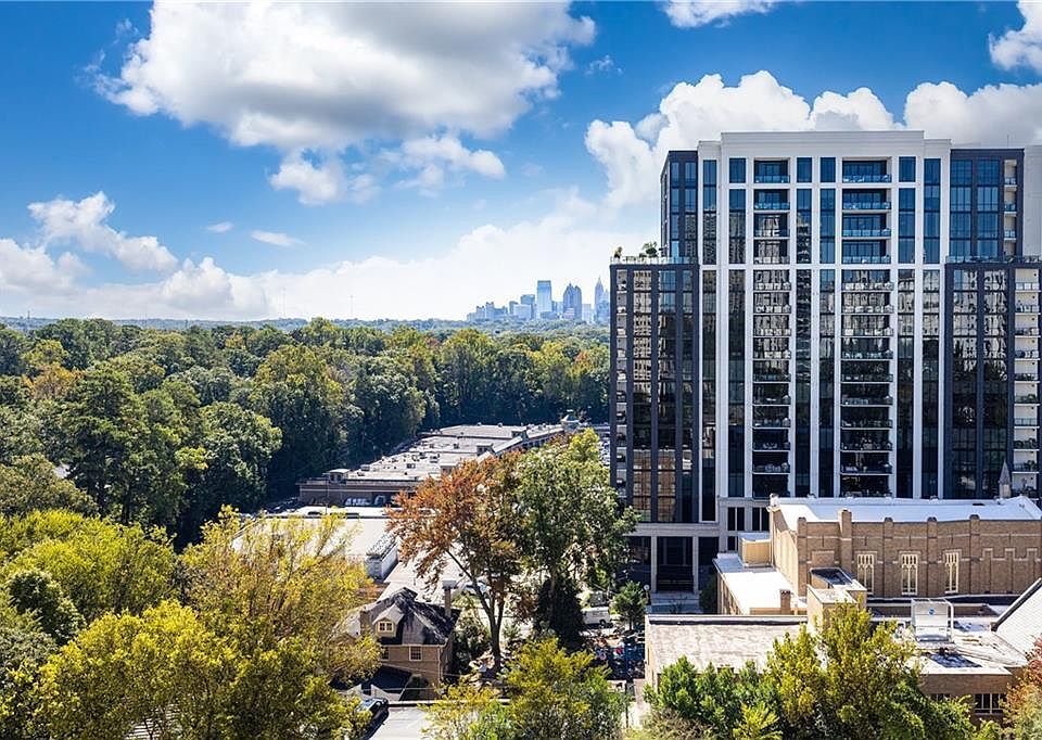 Foto del edificio - 2479 Peachtree Rd