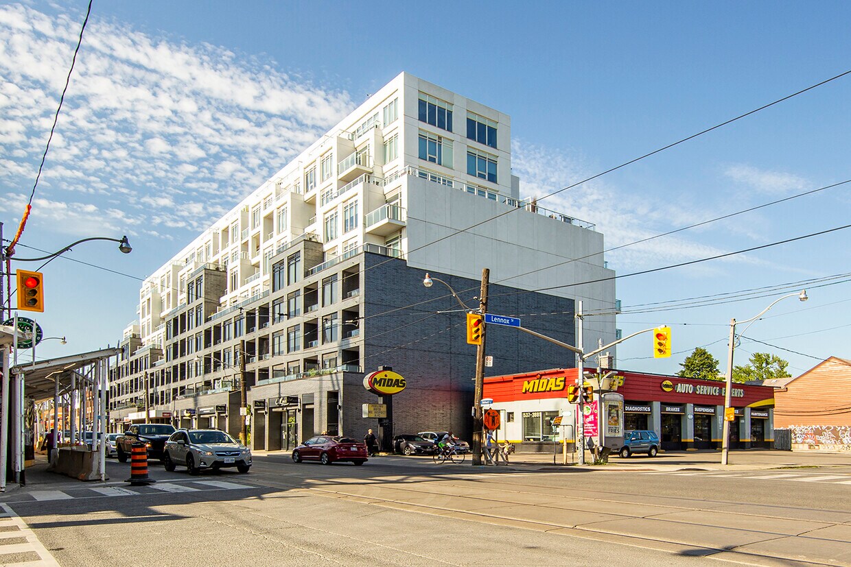 Photo principale - 783-783 Bathurst St