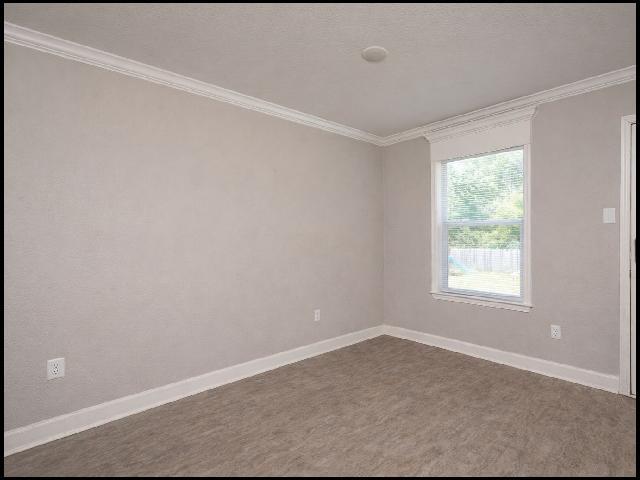 Foto del edificio - 209 Sparrow Rd