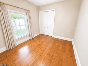 Building Photo - 10020 Magnolia Pointe Ct