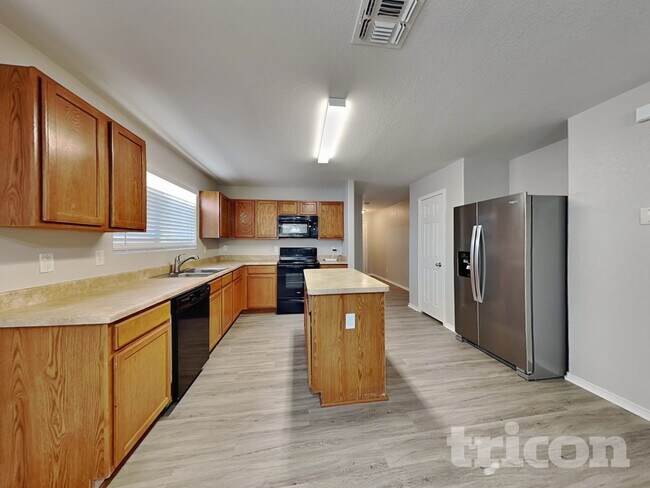 Foto del edificio - 9506 Lookover Bay