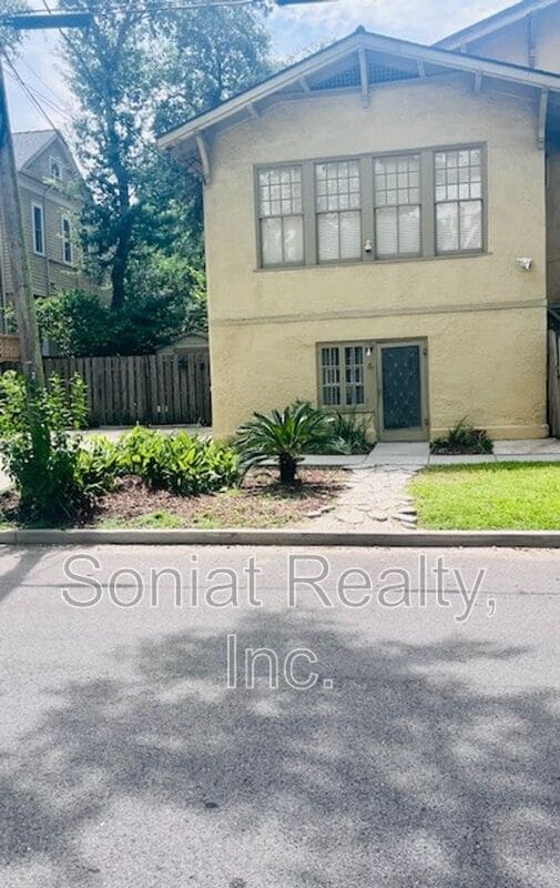 Foto principal - 7 Allard Blvd