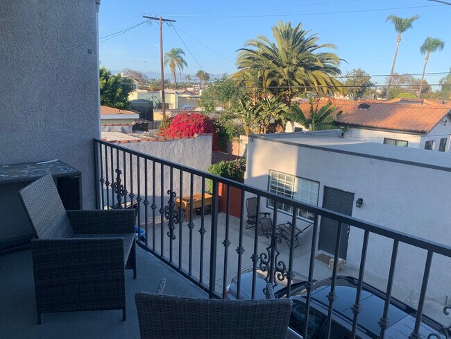 Foto del edificio - 3044 Wellington Rd