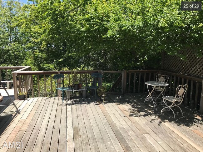 Foto del edificio - 3 br, 2 bath House - 6334 Kensington Ave