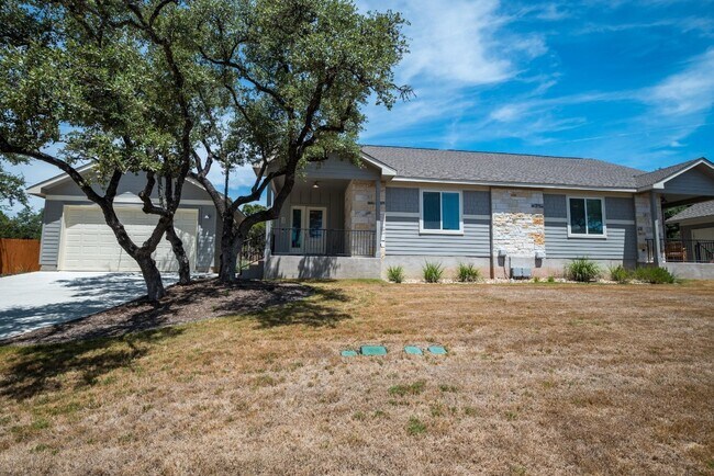 Building Photo - 3 Brookmeadow Dr