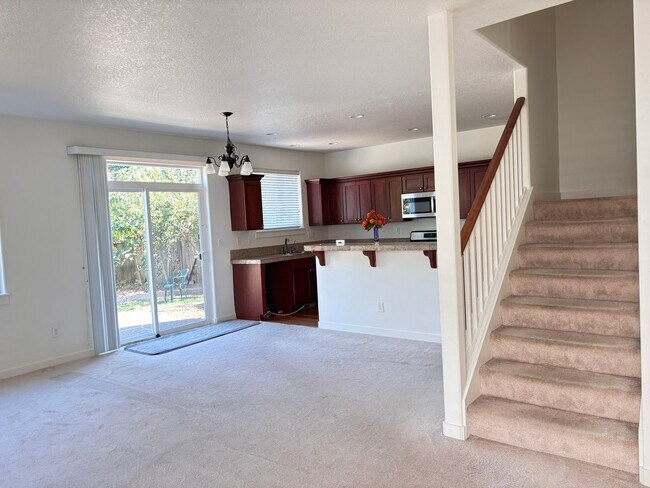 Foto del edificio - 4128 SW Dalton Pl